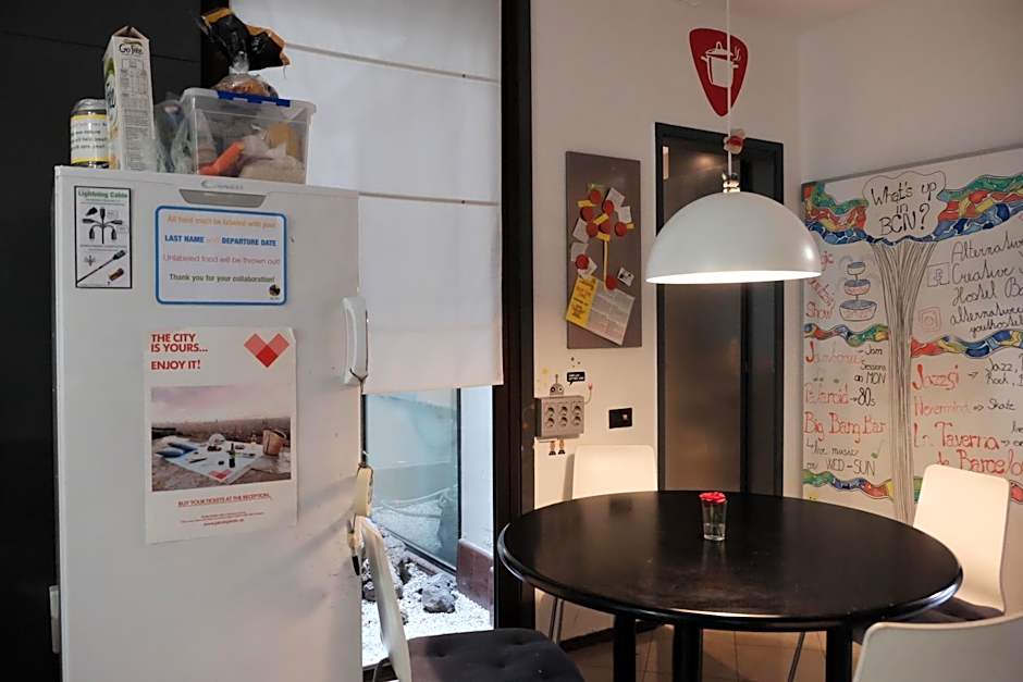 Alternative Creative Youth Hostel Barcelona