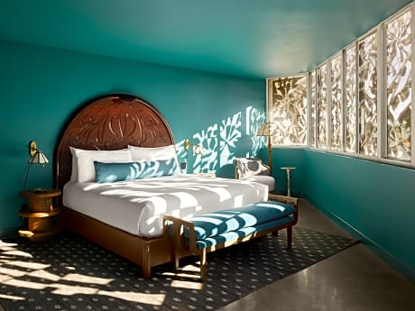 Suite with Spa Bath