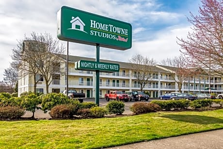 HomeTowne Studios by Red Roof Eugene - Springfield
