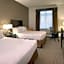 Holiday Inn Express & Suites Overland Park By IHG