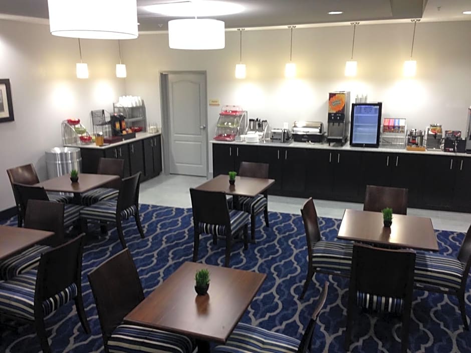 Hawthorn Suites By Wyndham Midland