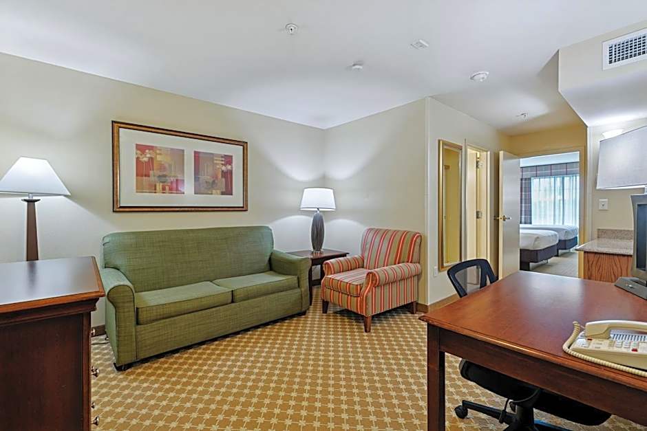 Country Inn & Suites by Radisson, Covington, LA