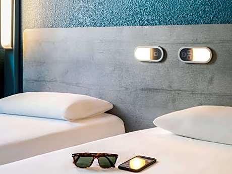 Double Room with Single Bed