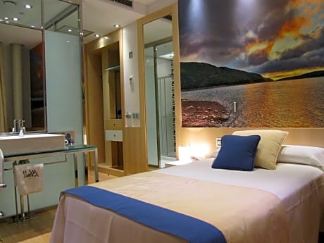 Single Room with View