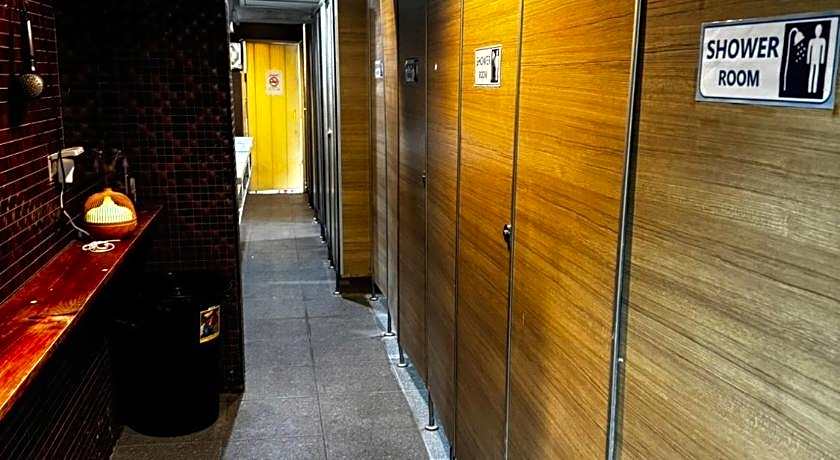 Glur Central Pratunam