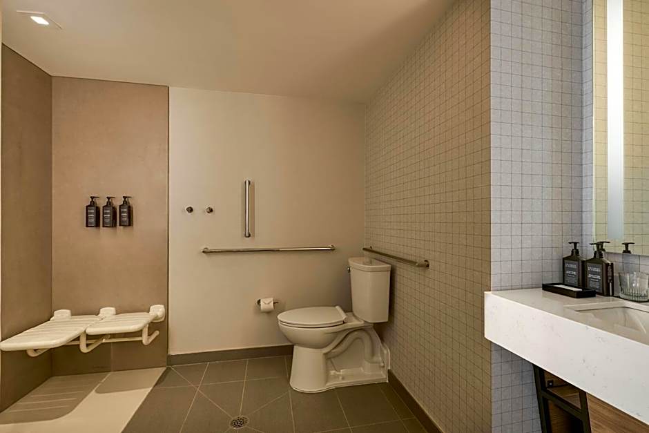 Sheraton Philadelphia University City Hotel