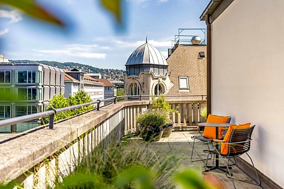 Neues Schloss Privat Hotel Zurich, Autograph Collection