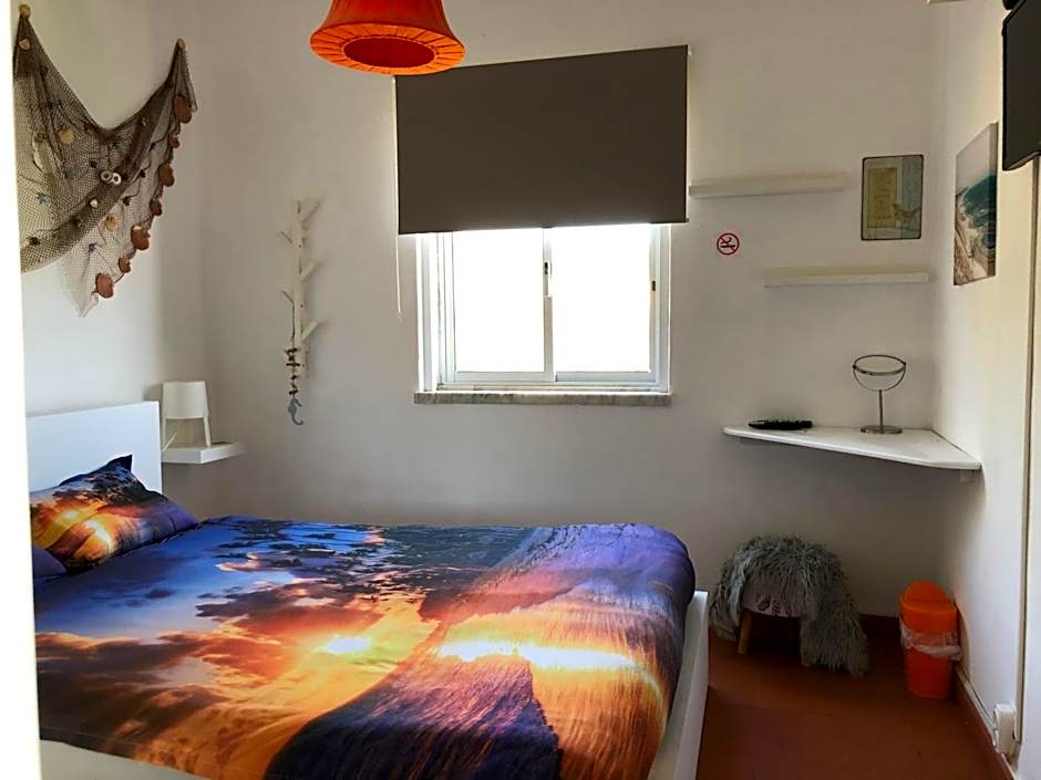 Fonte da Telha Beach Hostel