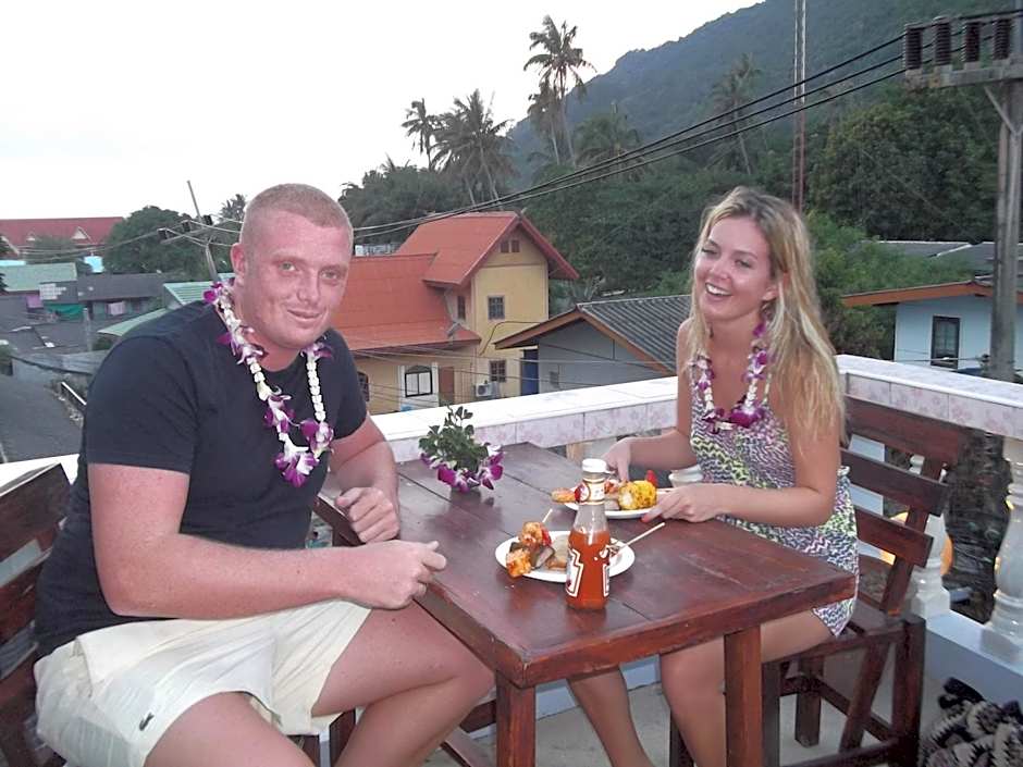 Sleep Tight Hostel at Koh Phangan