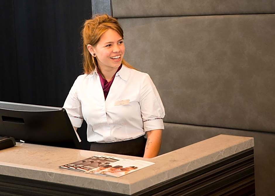 Crowne Plaza Basingstoke By IHG