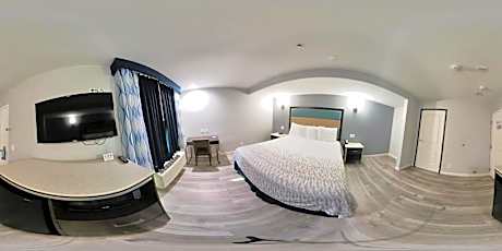 Queen Room with Roll-In Shower - Mobility Accessible/Non-Smoking