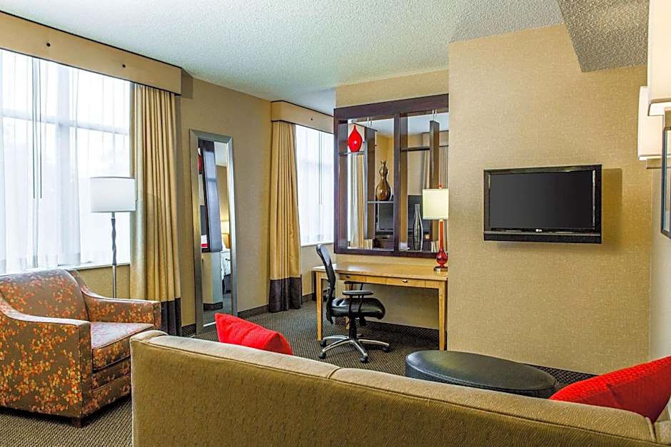 Cambria Hotel Raleigh-Durham Airport