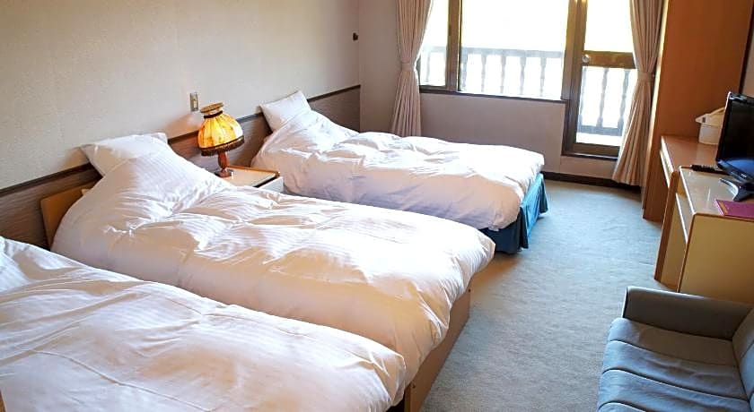 Petit Hotel Shitaka