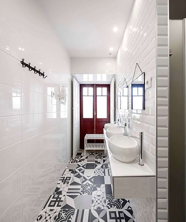 Penedo da Saudade Suites & Hostel