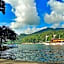 Pandu Lakeside Parapat Hotel
