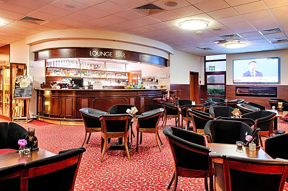 Grand Royal Hotel
