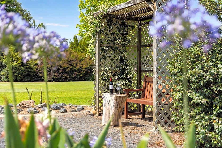 Bon Villas B&B Bonville - Adults Only, Pet Friendly Accommodation