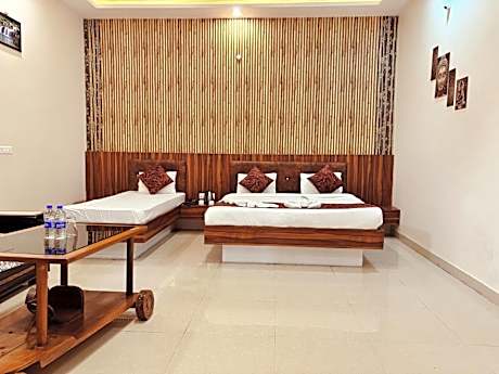 Comfort Triple Room