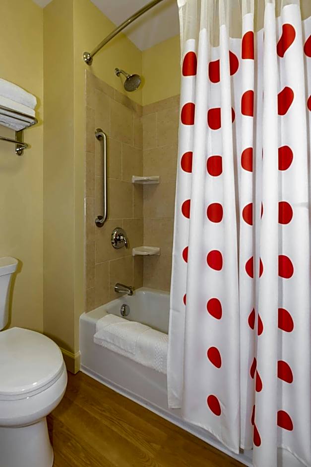 TownePlace Suites by Marriott Buffalo Airport