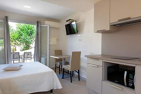 One-Bedroom Apartment with Sea View 5 Pers Max