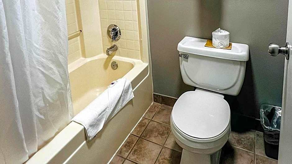 Studio 6 Suites Portland, OR Downtown OHSU