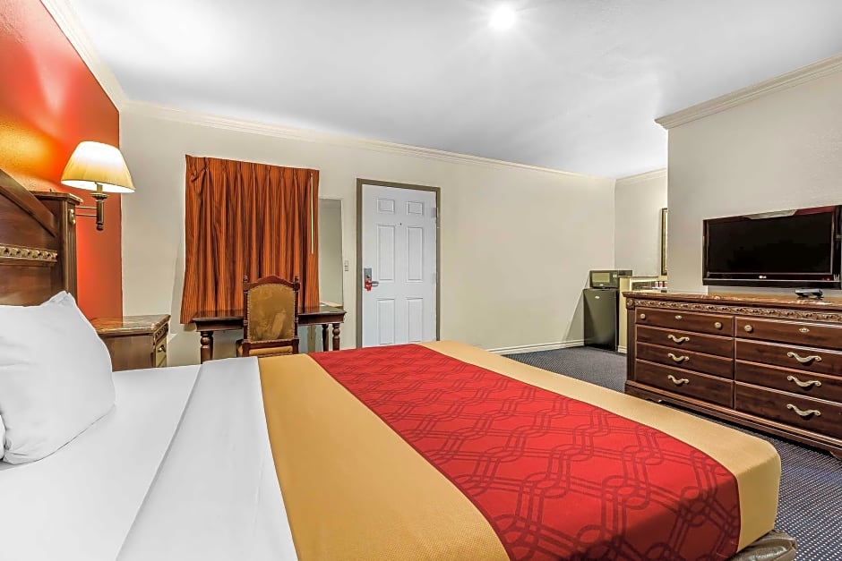 Econo Lodge Long Beach I-405