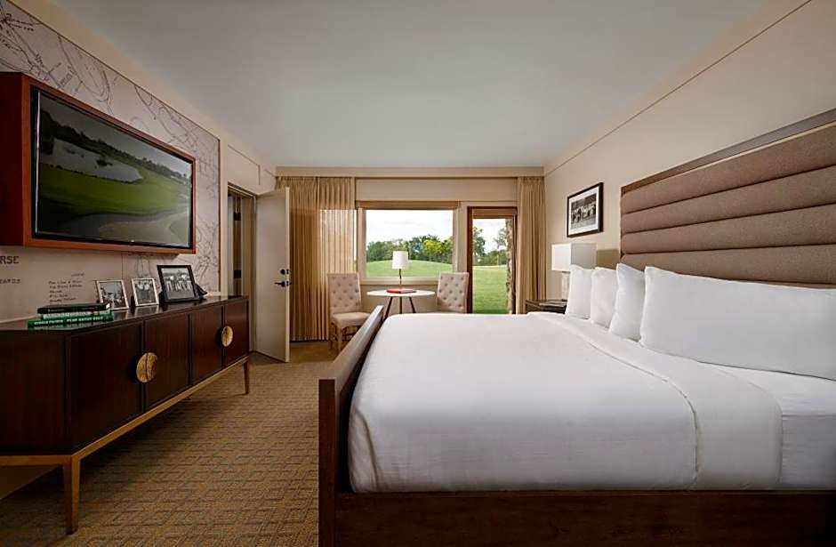 Photo 1 of 4 of Standard 1 Queen Bed