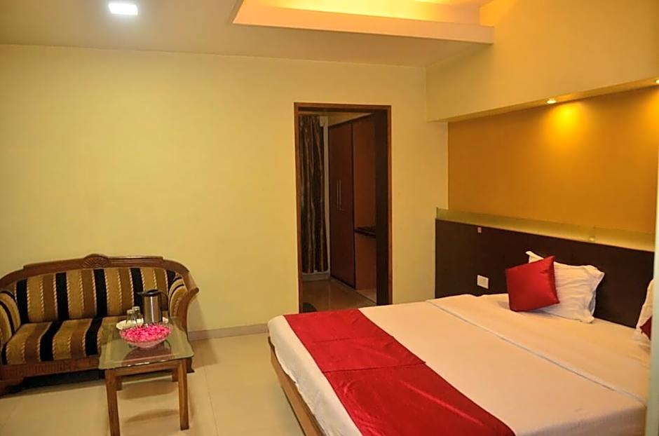 Poonam Hotel