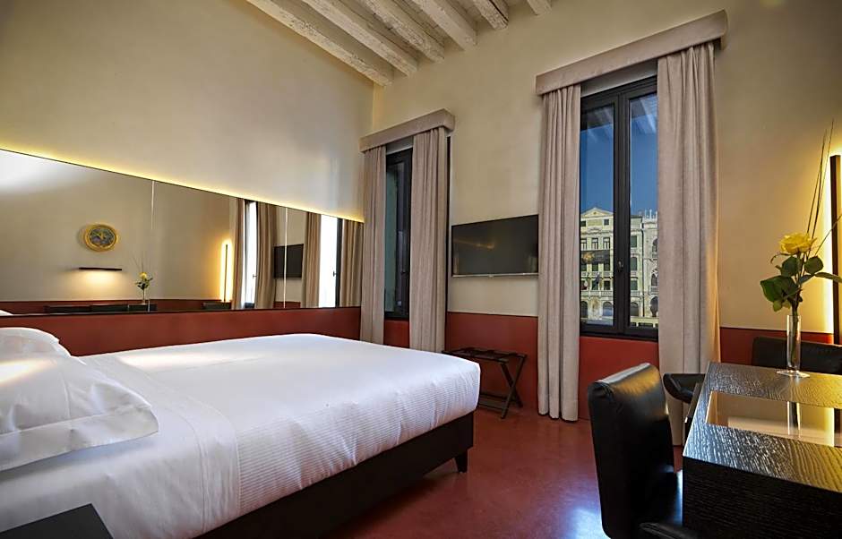 Hotel L'Orologio