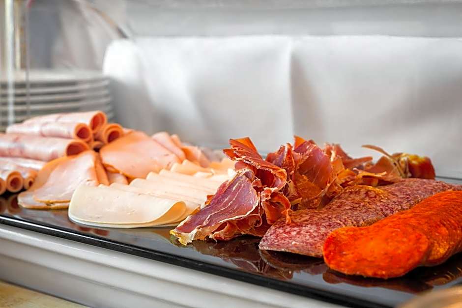 Károlyi Kastély Hotel & Restaurant