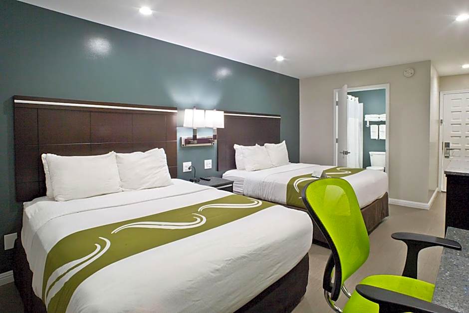 Bay Area Inn & Suites