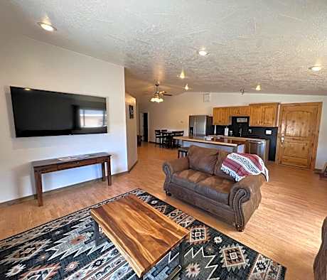 Deluxe Family Suite