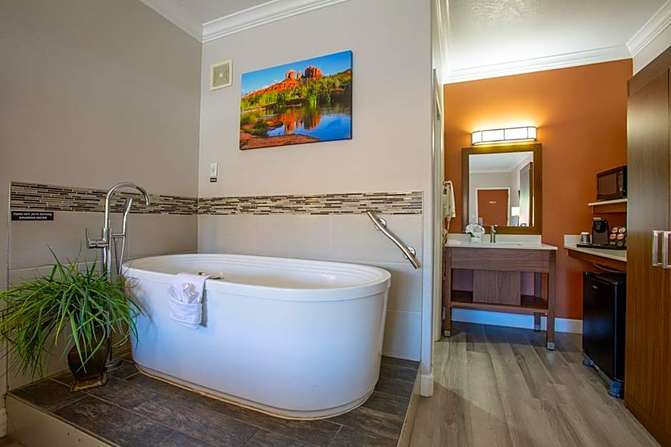 Wildflower Inn at Bell Rock