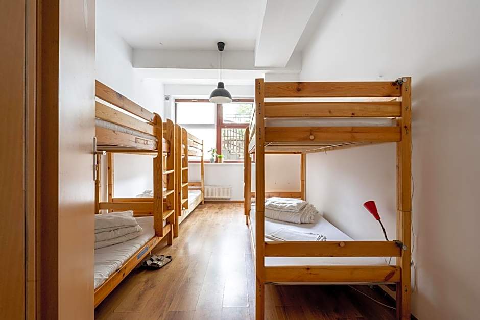 Target Hostel