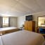 First Inn By OYO Quinter Hwy 70