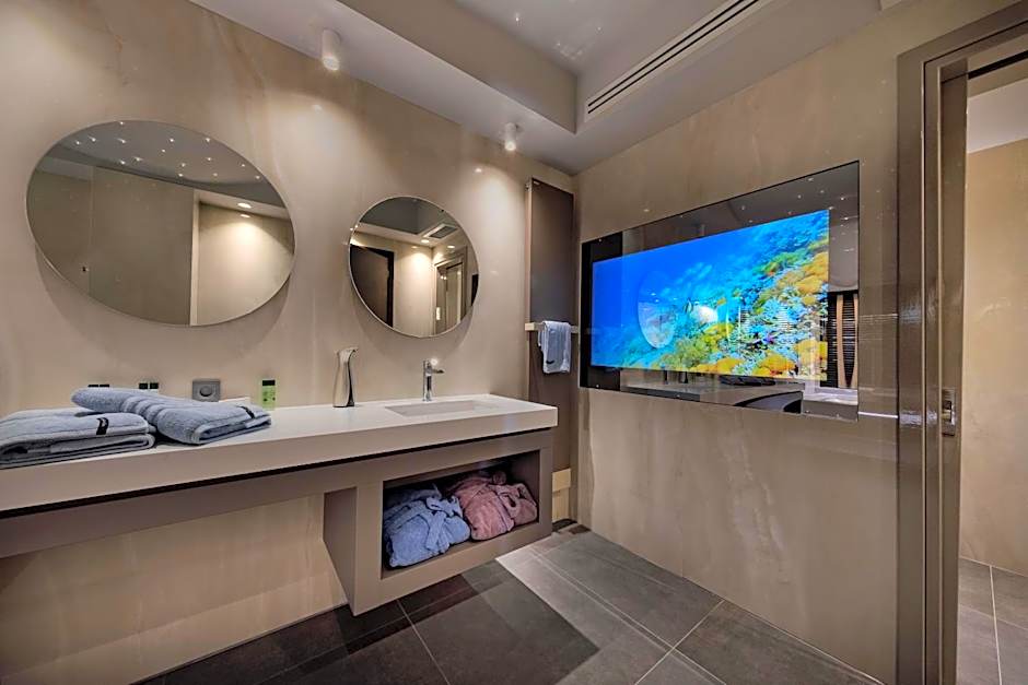 Iakovakis Suites & Spa