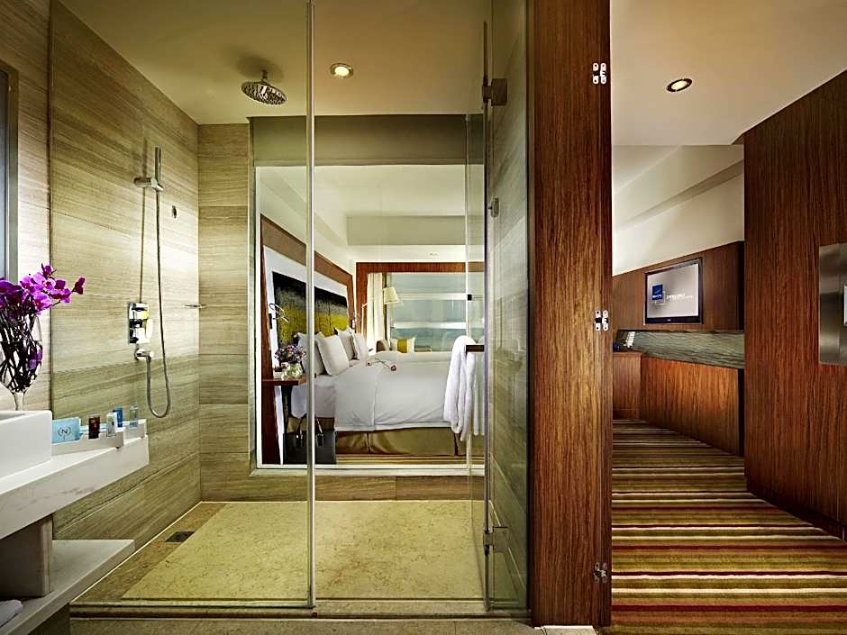 Novotel Zhengzhou Convention Centre Hotel
