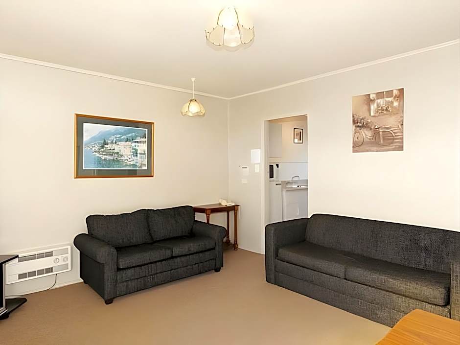 Merivale Court Motel