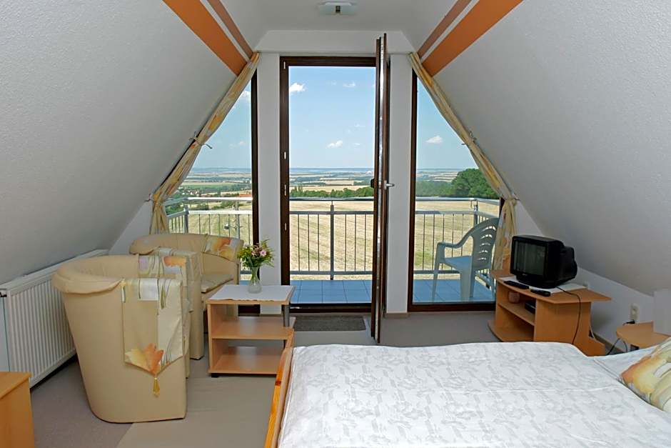 Zdjęcie 1 z 14 — 1 Extra Bed
