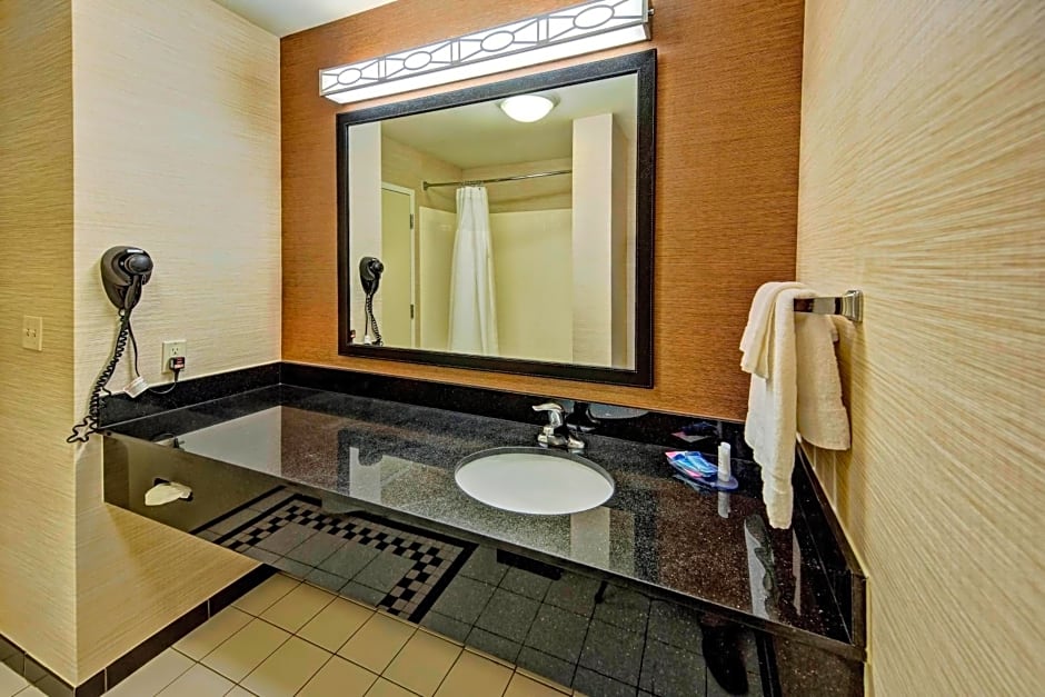 Fairfield Inn & Suites by Marriott Oklahoma City NW Expressway/Warr Acres