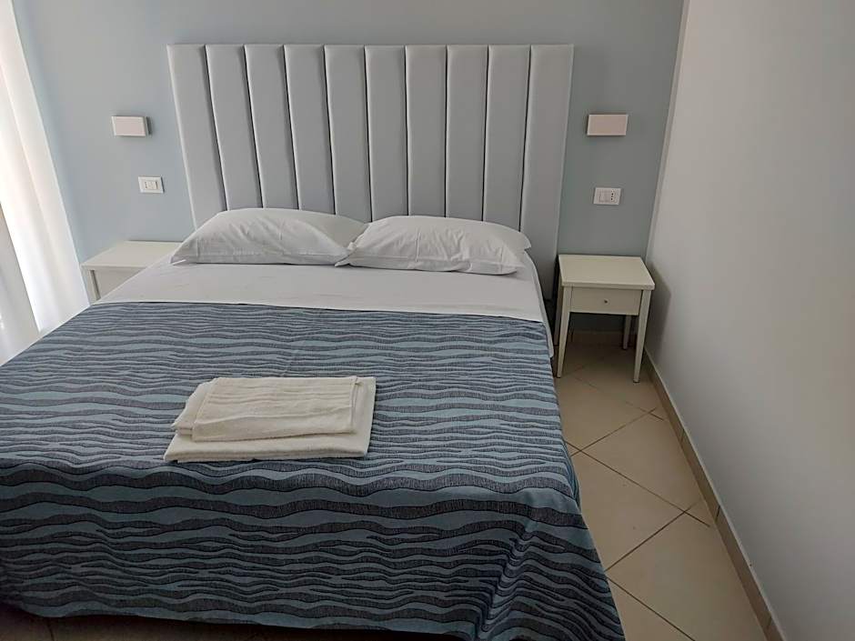 Hotel Caravel Park