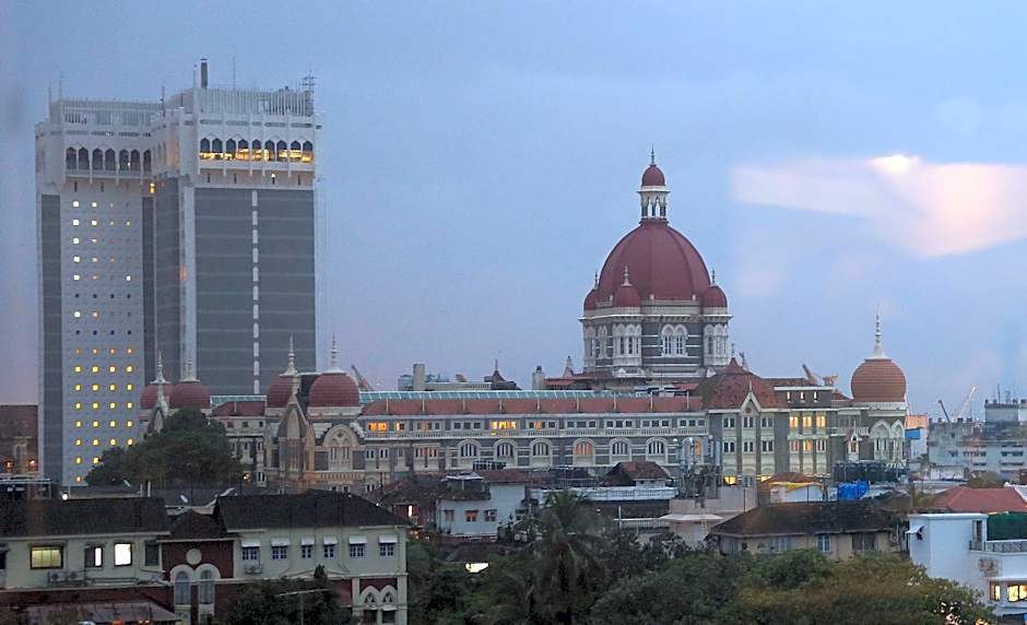 Godwin Hotel