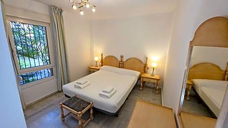 Three-Bedroom Apartment (6-8 Adults)