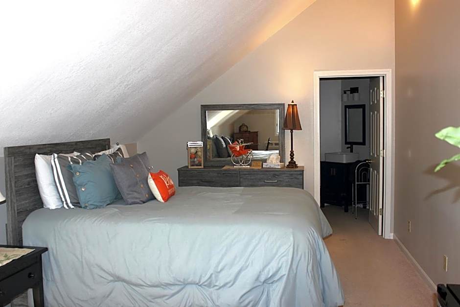 Sweetgrass Inn Bed & Breakfast