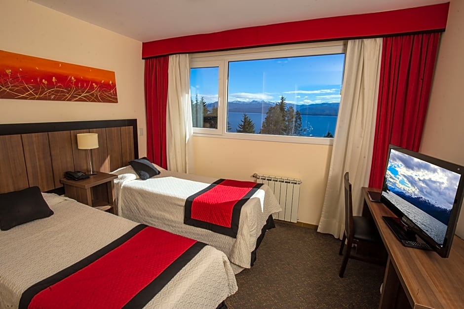 Huinid Pioneros Hotel