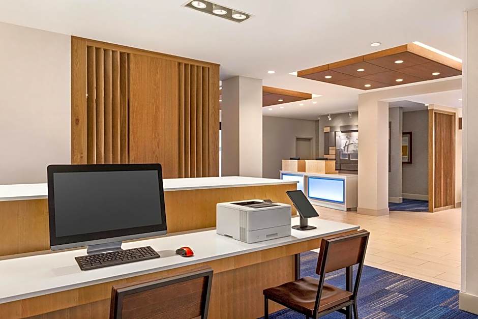 Holiday Inn Express Hotel & Suites Denver Airport By IHG