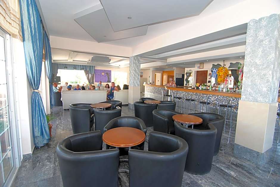 Zeus Hotel