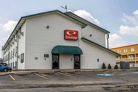 Econo Lodge Akron