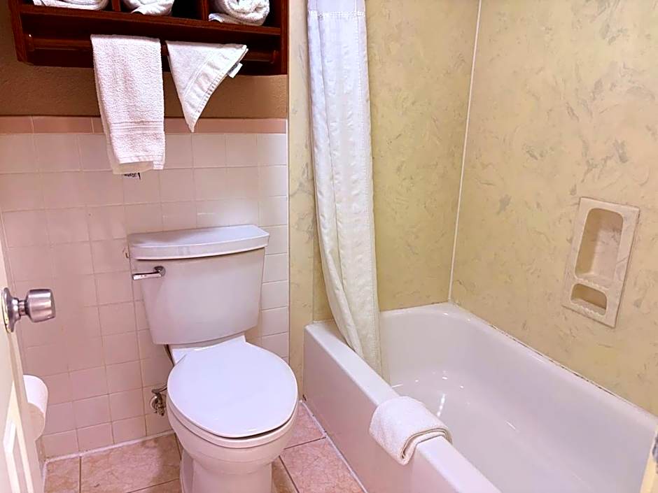 Express Inn & Suites Houston Katy