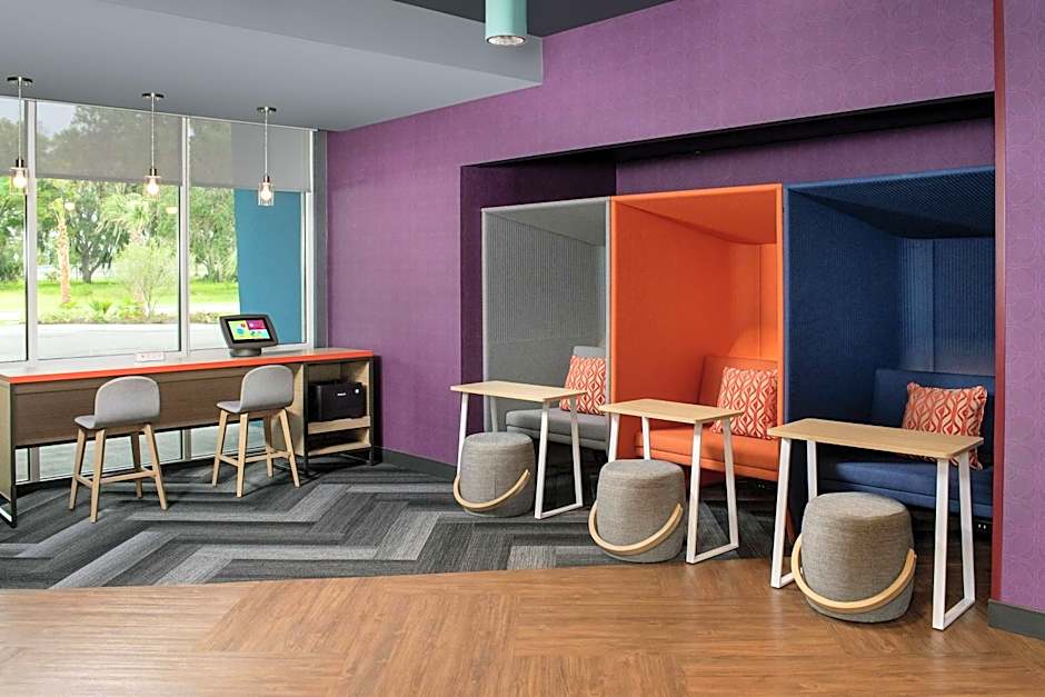 Tru By Hilton Lake City